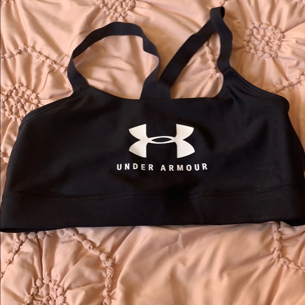 Under Armour Medium NWOT